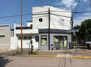 Departamento · 80m² · 3 Ambientes · 1 Cochera · Venta - Departamento Centrico - Esperanza