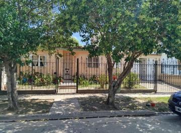 Casa · 90m² · 5 Ambientes · 2 Cocheras · Venta Casa 3 Dorm. B° Cerveceros - Zona Sur