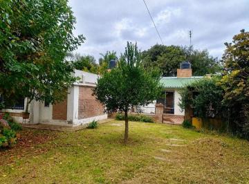 Casa · 289m² · 5 Ambientes · 1 Cochera · Venta Casa 2 Dorm en El Talar Mendiolaza Cordoba