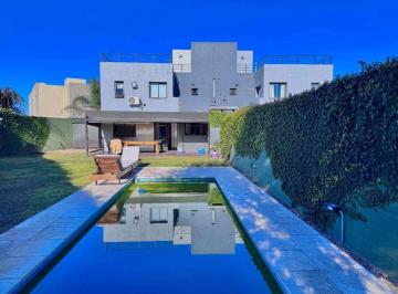 Casa · 150m² · 5 Ambientes · 2 Cocheras · Duplex 3 Dorm. con Pileta Comarca de Allende