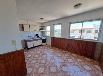 Departamento · 80m² · 4 Ambientes · 1 Cochera · Amplio Departamento en Venta - Bariloche