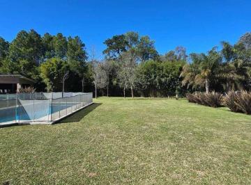 Casa · 209m² · 6 Ambientes · Venta Casa 6 Amb. con Pileta Parque Las Naciones