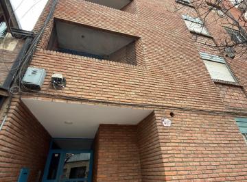 Departamento · 70m² · 2 Ambientes · Alquilo Departamento de 2 Dorm. Ubicado en Peru 114 Esquina Obispo Trejo en Nueva Cordoba