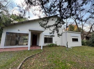Casa · 180m² · 4 Ambientes · Venta Casa 4 Ambientes en Loma Verde, Apto Credito