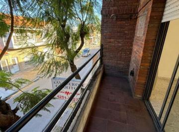 Departamento · 74m² · 3 Ambientes · Alquiler Departamento 3 Ambientes en Bernal