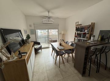 Departamento · 33m² · 2 Ambientes · Departamento 1 Dormitorio con Balcón Terraza Venta - Centro Zona Río