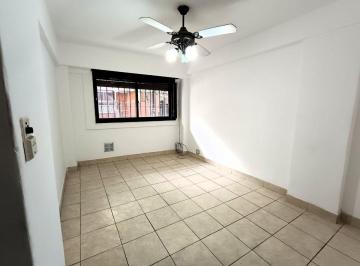 Departamento · 43m² · 2 Ambientes · Venta Departamento 2 Ambientes con Patio en Boedo