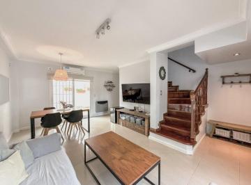 PH · 90m² · 4 Ambientes · 1 Cochera · Casa 4 Amb. en Venta Olivos Parrilla y Cochera