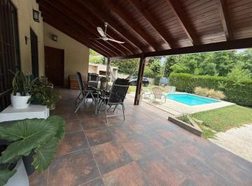 Casa · 154m² · 4 Ambientes · 1 Cochera · Casa 4 Ambientes, Venta, Benavidez Centro, Piscina.