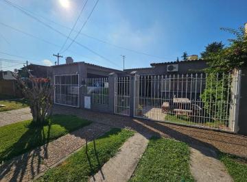 Casa · 120m² · 5 Ambientes · 2 Cocheras · Venta Casa 5 Ambientes en Jose C Paz