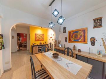 Casa · 185m² · 4 Ambientes · 1 Cochera · Venta Casa Lote Propio 2 Viviendas Apto Credito
