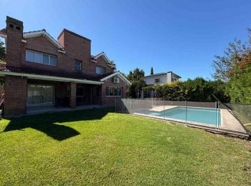 Casa · 181m² · 5 Ambientes · 1 Cochera · Venta Casa 5 Amb Parque Pileta La Delfina - Pilar