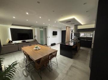 Casa · 157m² · 6 Ambientes · 1 Cochera · Venta Casa 3 Dorm.. Excelente Calidad