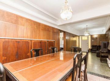 Casa · 167m² · 4 Ambientes · 1 Cochera · Venta Casa Apto Credito 4 Amb Jardin Cochera Gerli