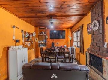 Casa · 119m² · 3 Ambientes · 1 Cochera · Venta de Casa Dos Dorm. con Cochera en Pando