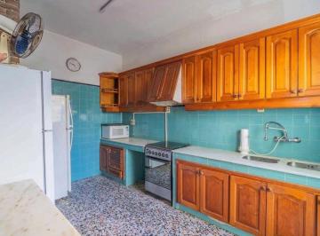 Casa · 168m² · 5 Ambientes · 1 Cochera · Venta Casa 3 Dorm. Las Piedras