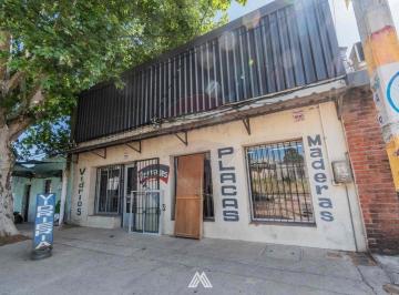 Local comercial · 350m² · 3 Cocheras · Alquiler de Local con Deposito en Pando