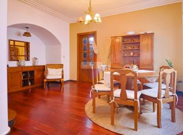 Casa · 159m² · 4 Ambientes · 1 Cochera · Venta Casa 3 Dorm. Gje, Escritorio, La Comercial