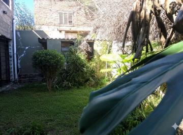 Casa · 126m² · 5 Ambientes · 1 Cochera · Venta Casa Berazategui Cochera