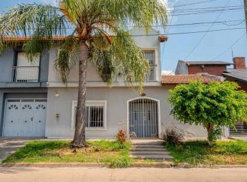 Casa · 139m² · 4 Ambientes · Venta Casa 4 Amb Ituzaingo Apt Credito
