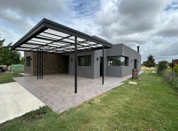 Casa · 200m² · 5 Ambientes · 2 Cocheras · Casa en Venta 5 Ambientes El Campo Cardales