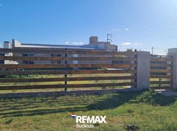 Casa · 75m² · 4 Ambientes · Se Vende Casa de 3 Dorm. en Aldea Romana