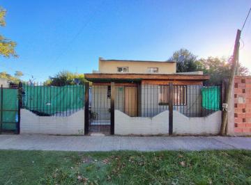 Casa · 60m² · 2 Ambientes · 1 Cochera · Venta Casa Duplex Oportunidad Gral Rodriguez