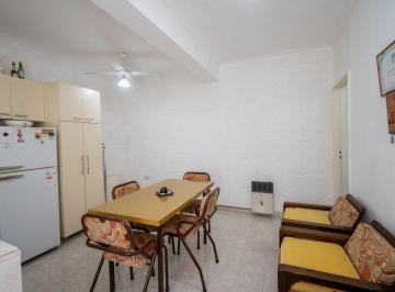 Departamento · 40m² · 3 Ambientes · Departamento de 2 Dorm. a m de Av Freyre.