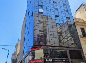 Oficina comercial · 70m² · Venta Oficina con Baño y Kichenette 4 Despachos