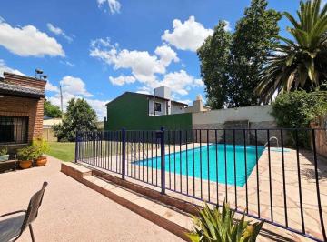 Casa · 286m² · 6 Ambientes · 2 Cocheras · Venta Casa 6 Amb. Ingeniero Maschwitz Centro