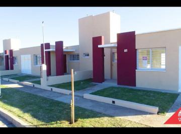Casa · 30m² · 1 Ambiente · 1 Cochera · Casa a Adjudicar Horizonte