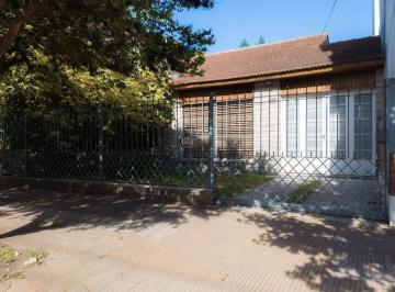 Casa · 133m² · 4 Ambientes · 2 Cocheras · Venta Casa 4 Amb Cochera Patio Parrilla