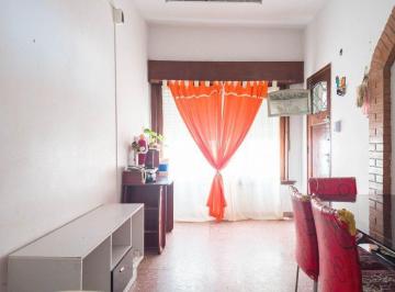Casa · 162m² · 3 Ambientes · 3 Cocheras · Venta Casa 3 Amb C/cochera y Galpon en Lote Propio
