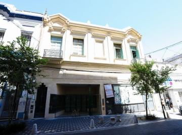 Casa · 516m² · 10 Ambientes · Casa en Venta con Local Comercial y 8 Oficinas