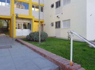 PH · 74m² · 4 Ambientes · Departamento en Venta 3 Dorm., Centro de Nqn