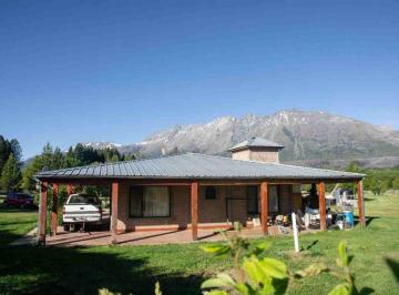 Casa · 162m² · 5 Ambientes · Propiedad Exclusiva en Las Golondrinas, Lago Puelo