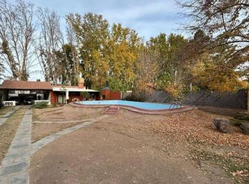 Casa · 292m² · 3 Ambientes · 2 Cocheras · Se Vende Casa en Chacras de Coria, Mendoza