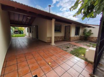 Casa · 150m² · 4 Ambientes · 2 Cocheras · Se Vende Casa en Lujan de Cuyo, Mendoza