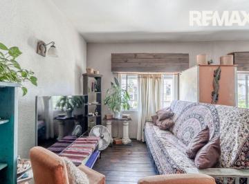 PH · 131m² · 6 Ambientes · 1 Cochera · Venta PH 6 Amb Munro Apto Crédito