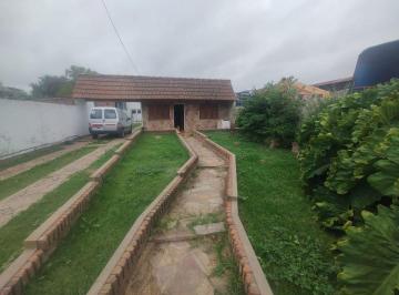 Casa · 110m² · 3 Ambientes · 3 Cocheras · Casa en Venta a Refaccionar en La Plata