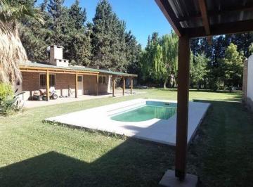 Casa · 400m² · 12 Ambientes · 2 Cocheras · Venta Propiedad Barrio Posta La Casona, 400 m²