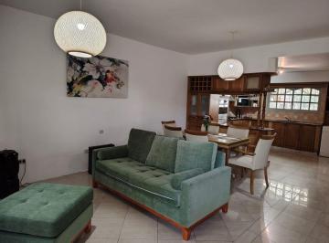 Casa · 120m² · 4 Ambientes · 2 Cocheras · Casa 4 Amb Venta Jose L Suarez Cochera Patio