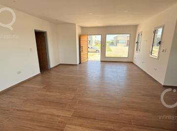 Casa · 165m² · 4 Ambientes · 2 Cocheras · Casa - Santa Clara Al Sur