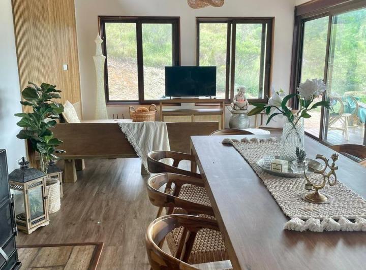 Casa · 15000m² · 5 Ambientes · 2 Cocheras