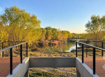 Casa · 150m² · 4 Ambientes · 4 Cocheras · Venta Casa (A Estrenar) 3 Dorm. (Apta Crédito) - B° Privado Villa del Río Náutico, General Roc