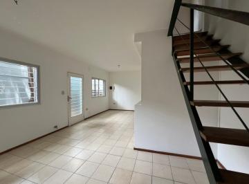 PH · 68m² · 2 Dormitorios · Duplex de 2 Dorm. en Echesortu. - Oportunidad!
