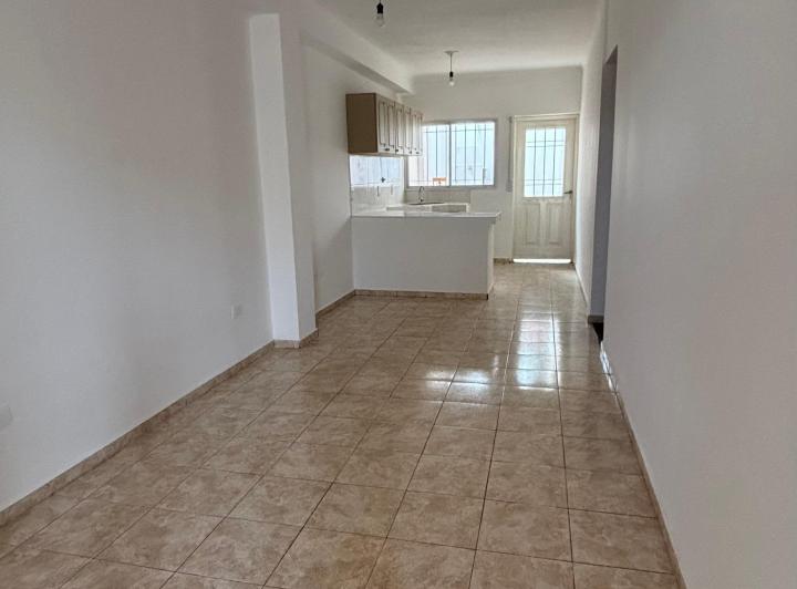Departamento en alquiler en Rocamora · 3 ambientes