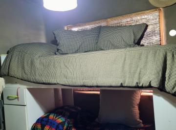 Casa en Venta de 6 ambientes Isla Centro · Casa de Construcción Natural