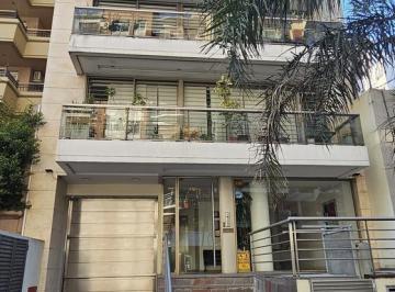 Departamento · 115m² · 4 Ambientes · 1 Cochera · Piso de 4 Ambientes con Cochera en Lomas de Zamora