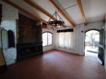 Casa · 77m² · 3 Ambientes · Casa en Capitán Bermúdez